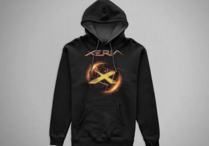 Sudadera single Fuego color negro de Xeria metal melódico