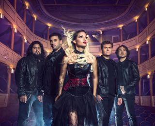 Foto promocional de Xeria del disco Tierra por Nat Enemede